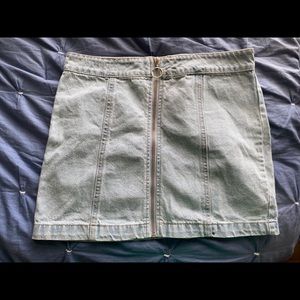 Light-wash Jean Skirt